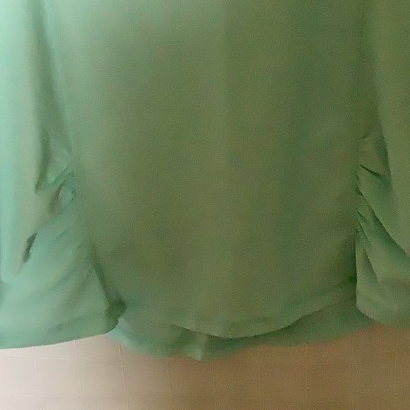 GAIAM Size L Top - Picture 3 of 4